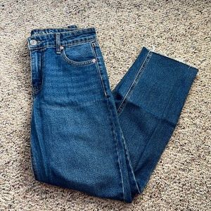 Women’s High Rise Cropped Jeans